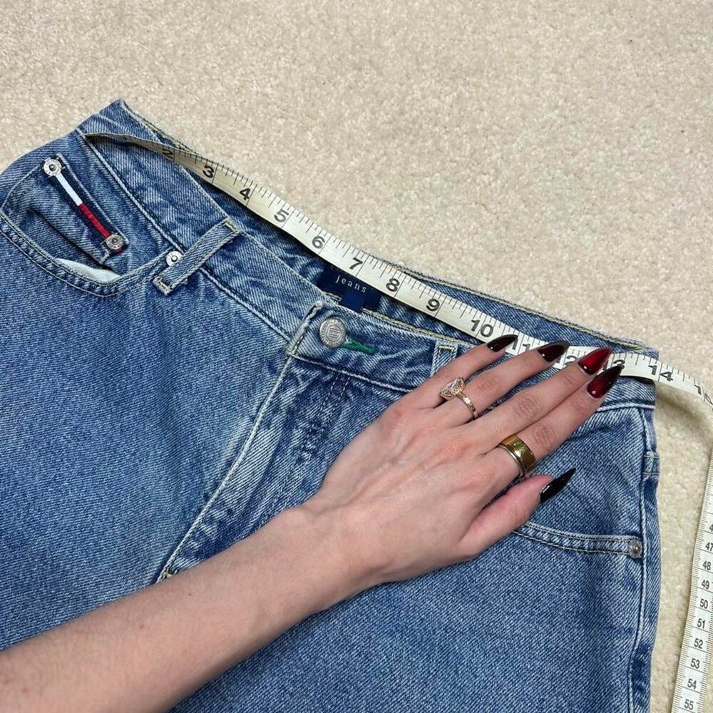 Vintage Tommy Hilfiger mom jeans! - Picture 7 of 8